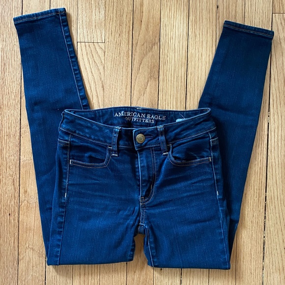 Size 0 SHORT - American Eagle Jeans - Picture 2 of 5